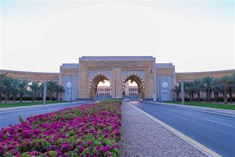 فتح باب القبول والتسجيل بجامعة الأميرة نورة