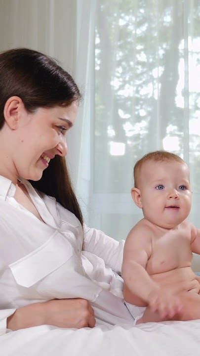 قد تشمل الأعراض الأخرى للأطفال الذين يبلغون من العمر 3 أشهر أو أكثر ما يلي: