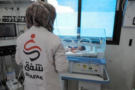 كيف يتم تسويق مشروع الحضانة للأطفال الخدج