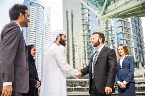 كيفية الحصول على تأشيرة عمل إماراتية للمصريين
