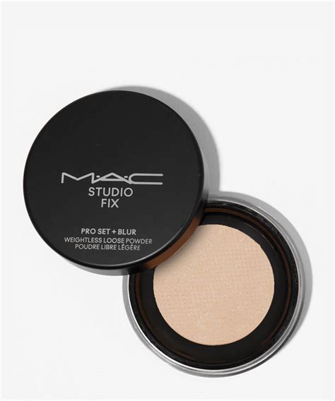 مؤسسة MAC Studio Fix