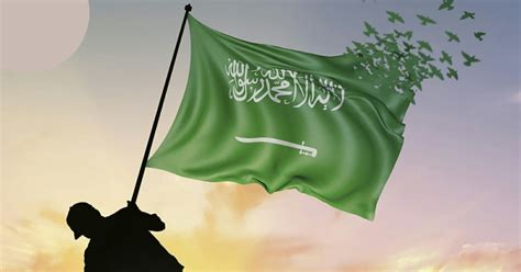 ما الذي يجعل علم المملكة العربية السعودية مختلفًا عن أعلام الدول الأخرى؟