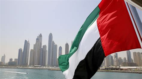 ما هي غرامات الإقامة في الإمارات؟