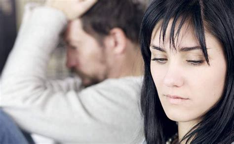 متى يعود الزوج إلى زوجته الأولى وحكم الزواج من الثانية؟