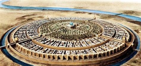 مدينة بغداد بناها الخليفة محمد بن علي بن عبد الله بن العباس.  إبراهيم بن محمد بن علي.  أبو جعفر المنصور.  - دروسي