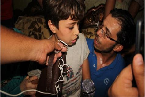مقطع فيديو حقيقي منذ لحظة تحرير الطفل الغربي واعتقال الجناة