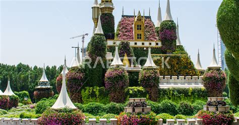 من الحدائق في الإمارات العربية المتحدة؟