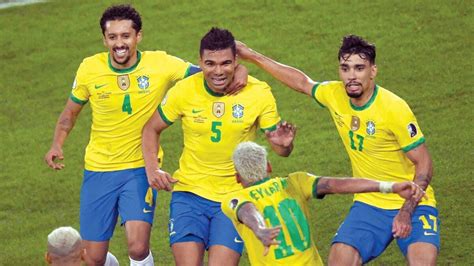 من هو المعلق على مباراة البرازيل وكرواتيا في ربع نهائي المونديال