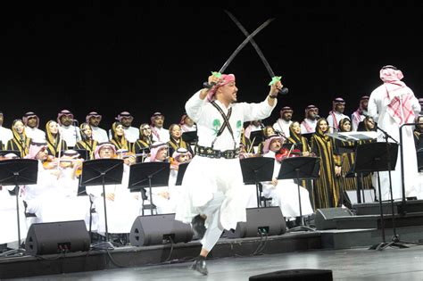 من هو الموسيقي المعروف بعميد الفنون السعودية؟  موسيقي معروف بعميد الفنون السعودية.  أول عربي يفوز بجائزة اليونسكو للموسيقى العالمية والسادس على مستوى العالم، بالإضافة إلى العديد من الجوائز والتكريمات الأخرى.  من هو؟
