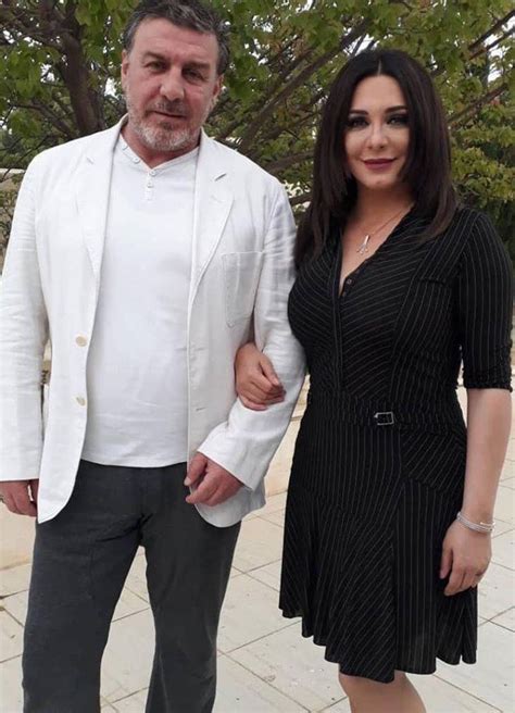 من هو وائل رمضان زوج سلاف فواخرجي  السيرة الذاتية