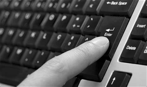 نضغط على مفتاح Ctrl-Tab-Enter-Alt.