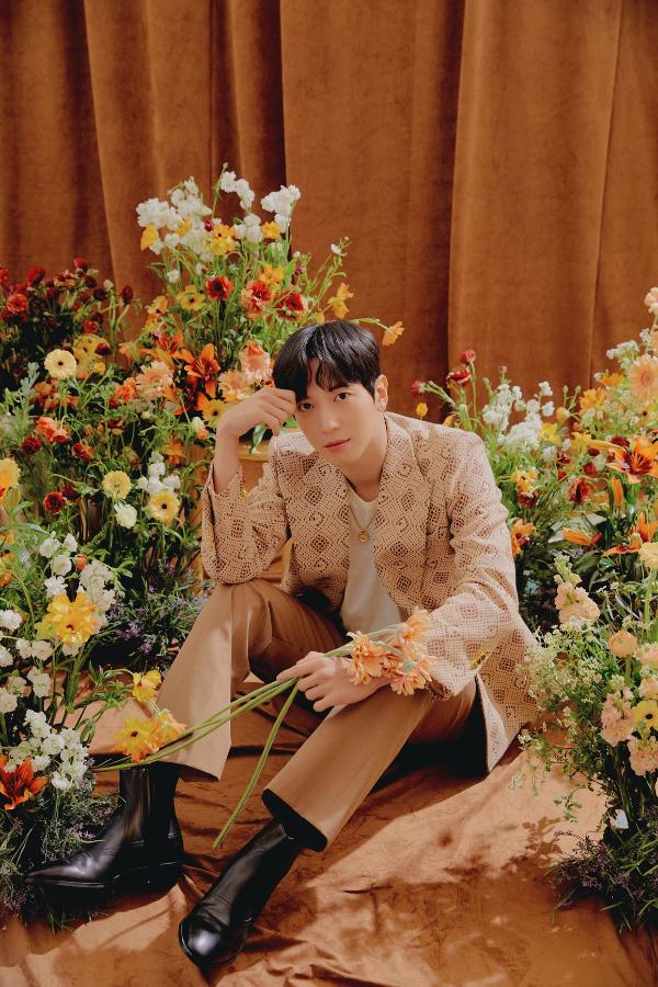 "The King of Songs" Jam Hsiao X "Asia's Super Popular Artist" Zheng