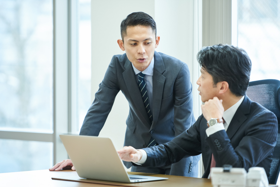 【怒りを最小限に抑える】上司に怒られる時に意識しておくべき3つの対応方法 UNOTE[ユーノート] 仕事を