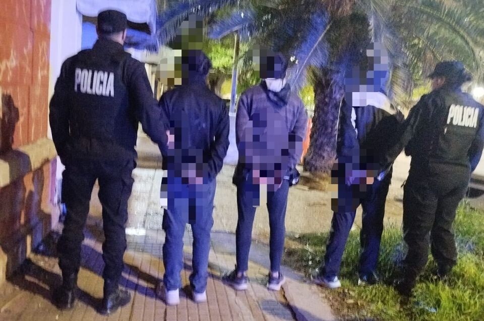 Tres detenidos.jpeg Tres detenidos.jpeg