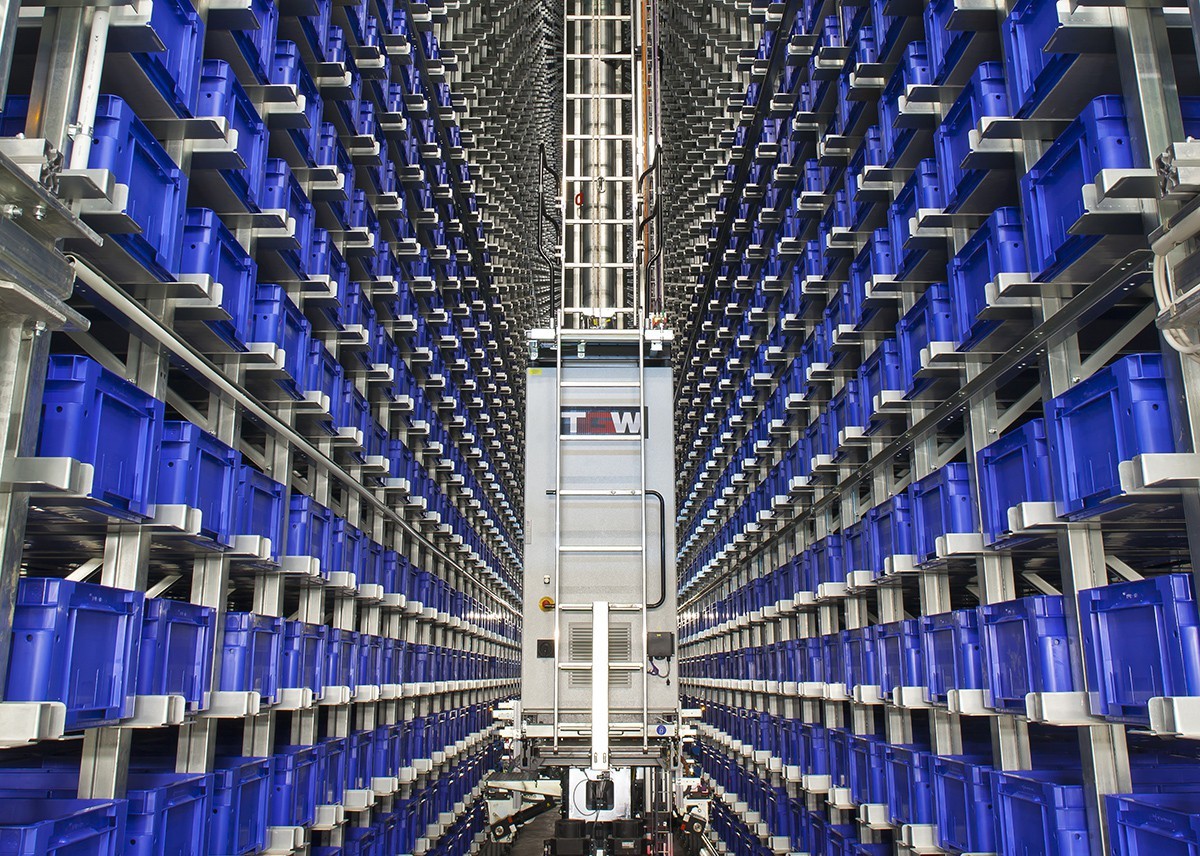 The Golf Warehouse Your One Stop Shop For All Things Golf Mmannlofts