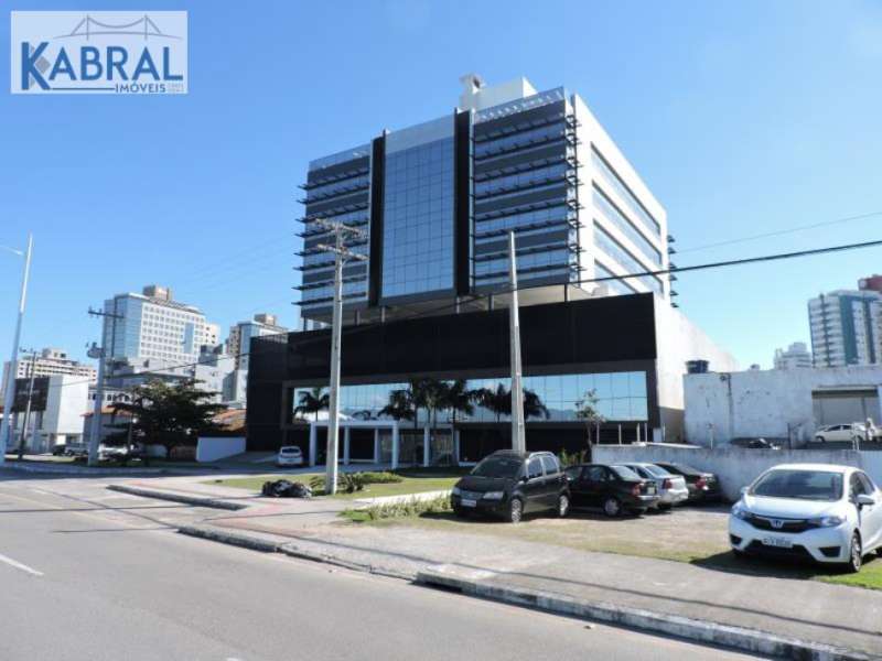 Loja para Locação no bairro Kobrasol de São José Ref. 4573