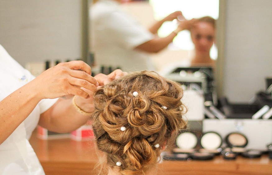 How to Choose the Best Hair Stylist?How to Choose the Best Hair Stylist