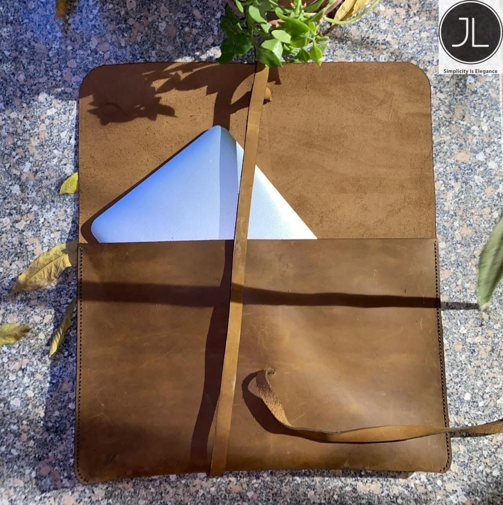 Handmade Leather Laptop Sleeve I Make This