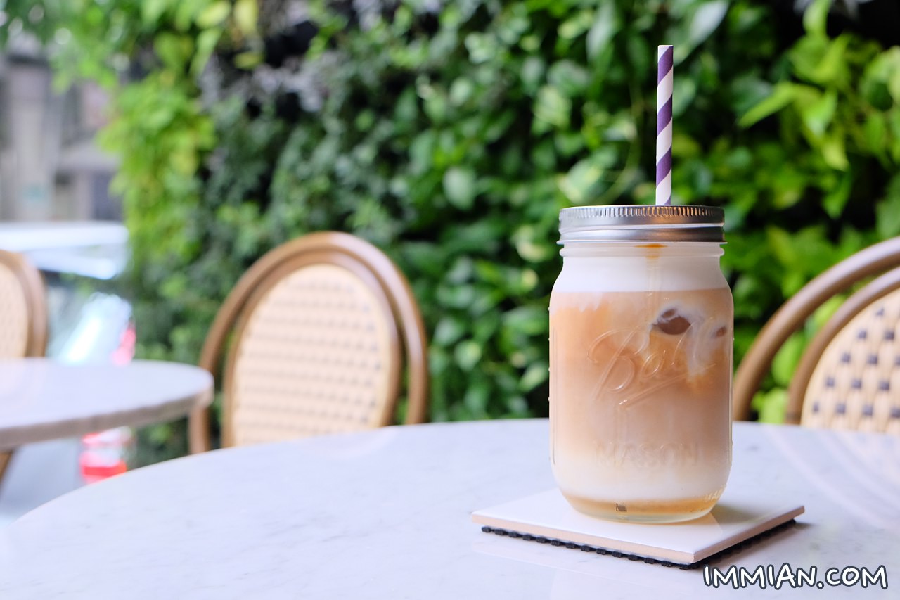 行天宮站，Anywhere Cafe & Travel，到處旅行到處咖啡（已搬家）