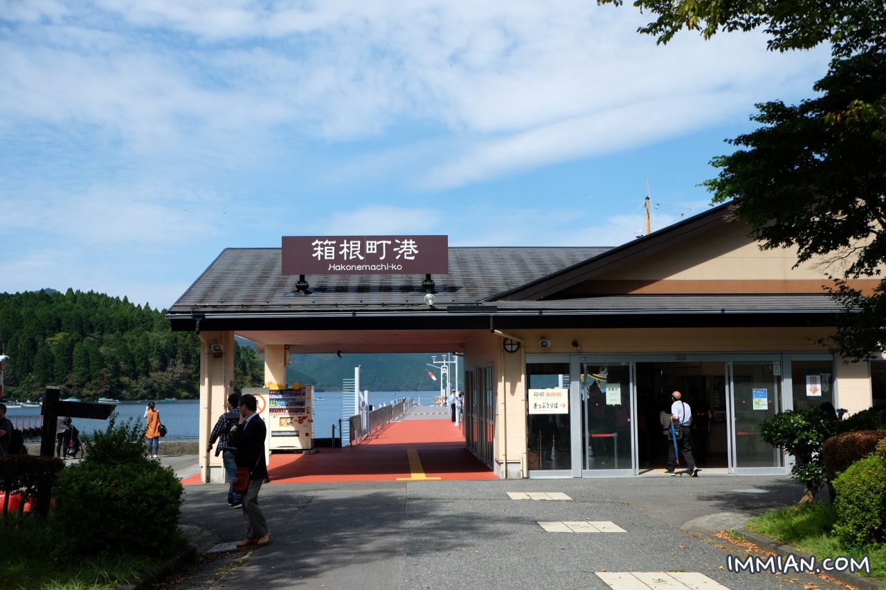 箱根蘆之湖觀光海賊船，超美的湖光山色、水上鳥居