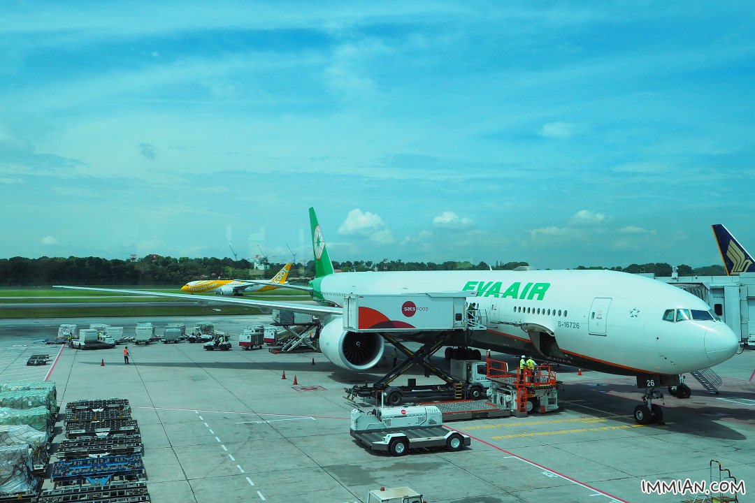 長榮航空 Eva Air，新加坡飛台北 BR226，豪華經濟艙搭機紀錄