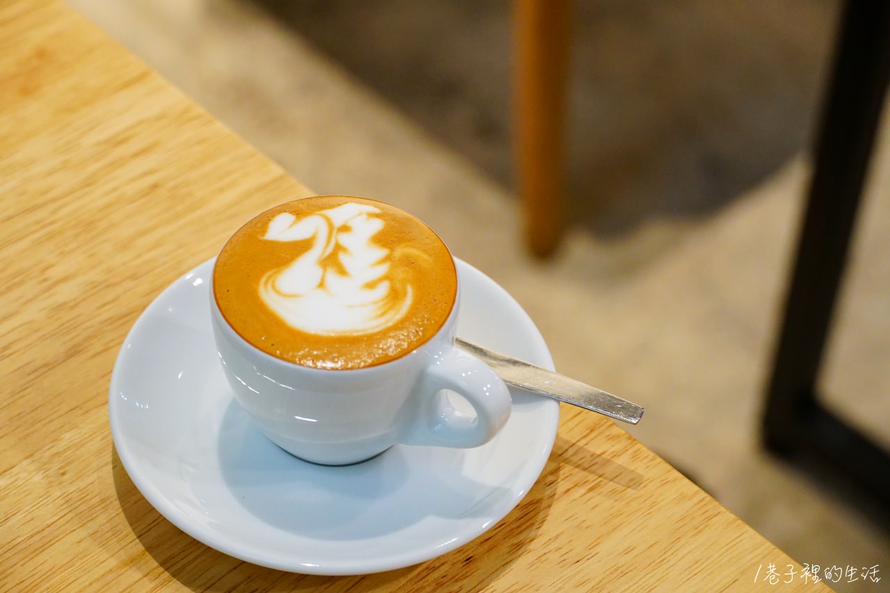 鳳咖啡 Phoenix Coffee，南京復興，安靜巷弄內的超好喝咖啡廳