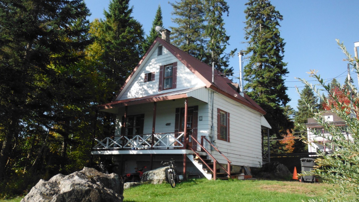 Maison de plainpied à vendre à SainteAgathedesMonts, Laurentides