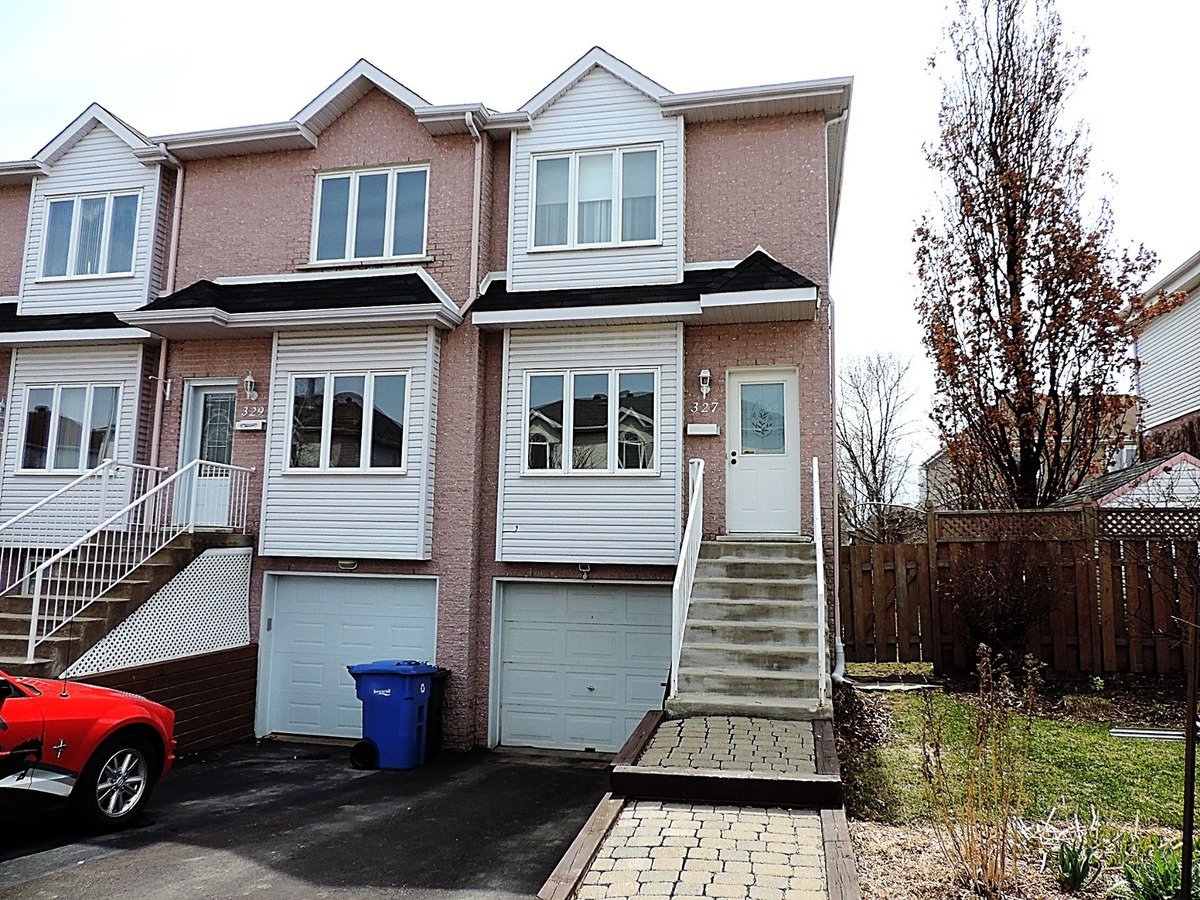 Maison à étages à vendre à Le VieuxLongueuil (Longueuil), Montérégie