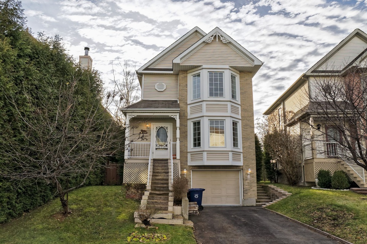 Maison à étages à vendre à LavalOuest (Laval), Laval Sutton Québec