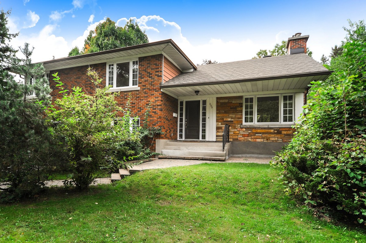 Splitlevel for sale in Baied'Urfé Montréal