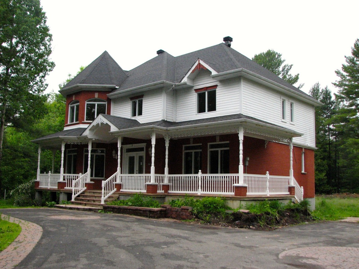 Maison à étages à vendre à SainteSophie, Laurentides Sutton Québec
