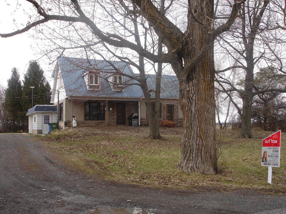Fermette à vendre à SaintCypriendeNapierville, Montérégie Sutton