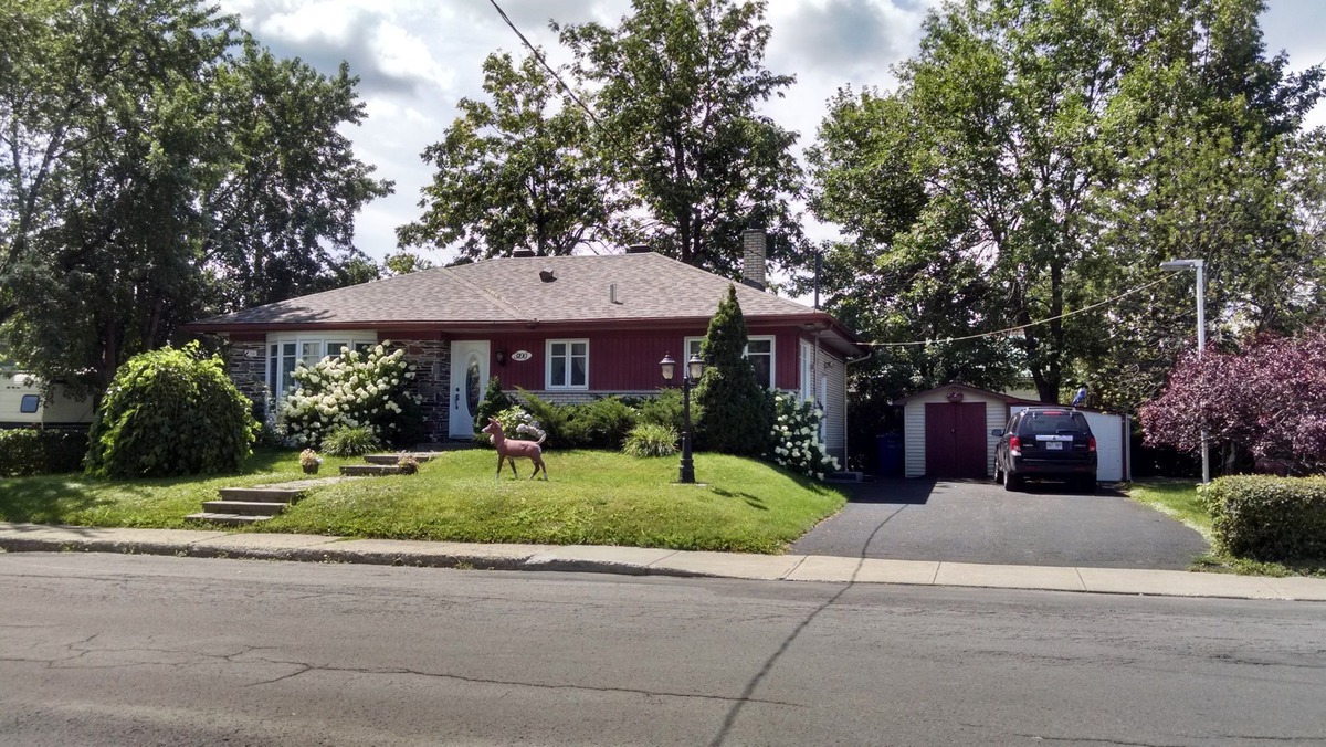 Duplex à vendre à SaintHubert (Longueuil), Montérégie Sutton Québec