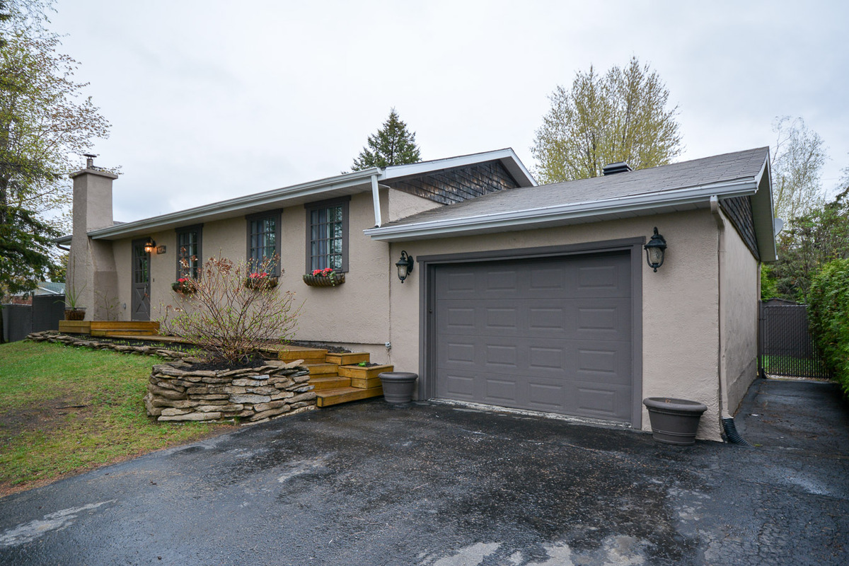 Maison de plainpied à vendre à Prévost, Laurentides Sutton Québec