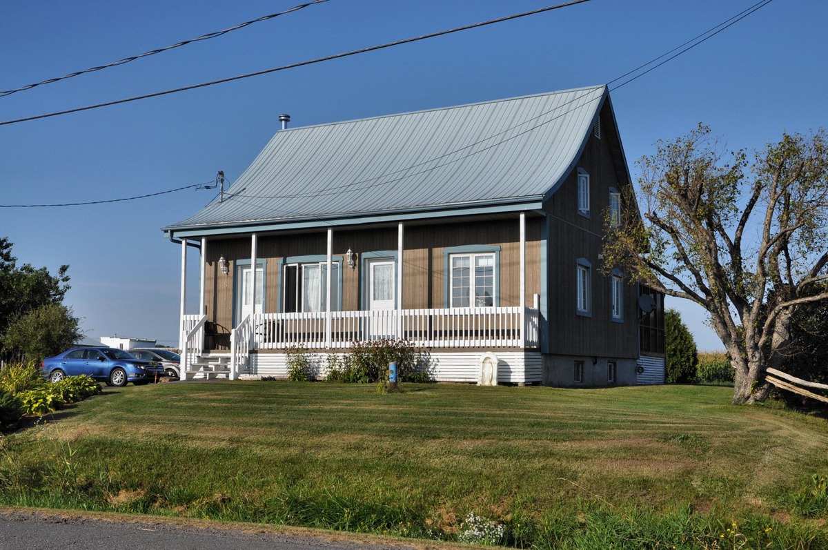 Maison à étages à vendre à SaintRochdel'Achigan, Lanaudière Sutton