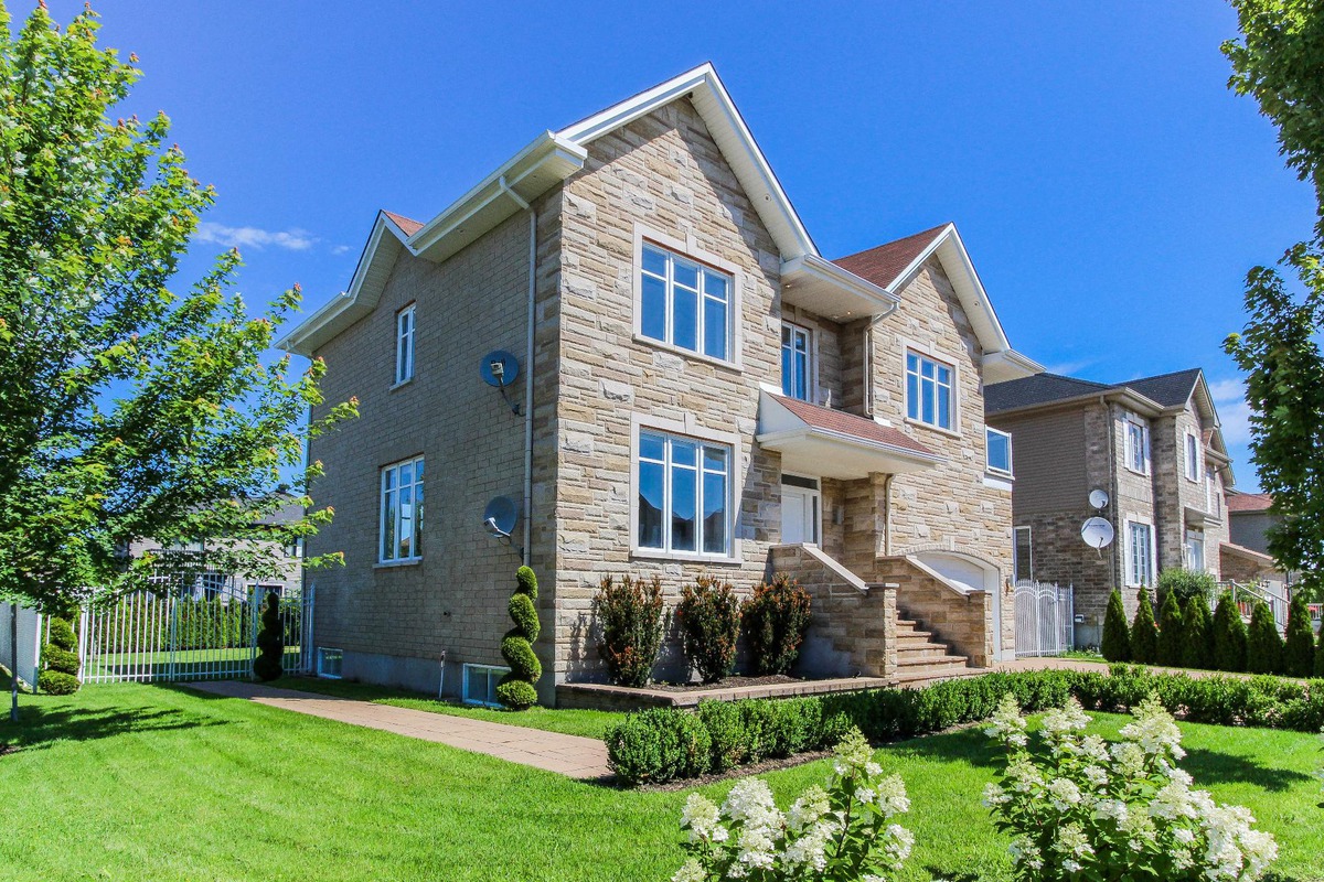Maison à étages à vendre à PierrefondsRoxboro (Montréal), Montréal
