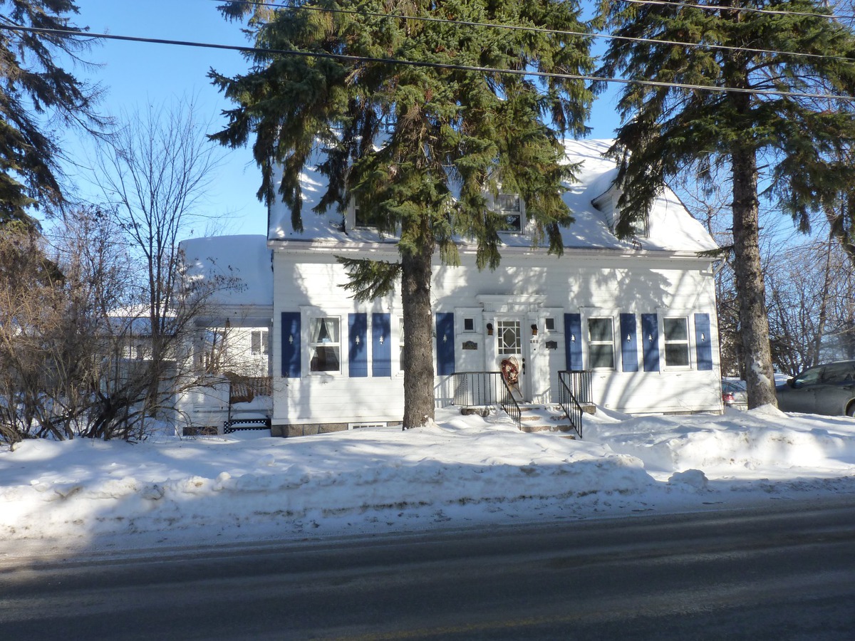 Maison à étages à vendre à Roberval, Saguenay/LacSaintJean Sutton