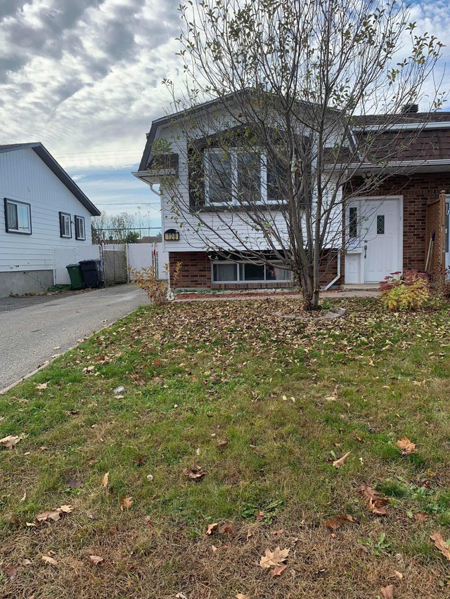 Maison de plainpied à vendre 100 Rue Leclerc SainteAnnedesPlaines