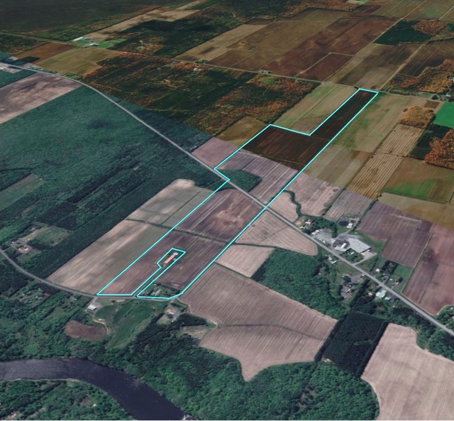 Terrain vacant à vendre Rg du MoulinRouge SaintLéonardd'Aston