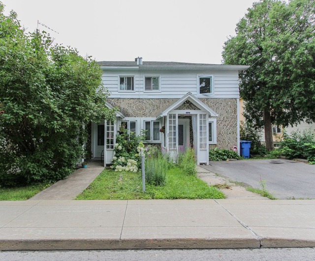 Maison à étages à vendre 241 Rue SteAnne SainteAnnedeBellevue