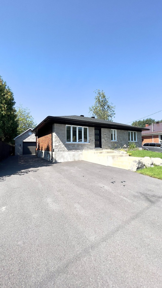 Maison de plainpied à vendre 951 1re Rue SaintJeansurRichelieu
