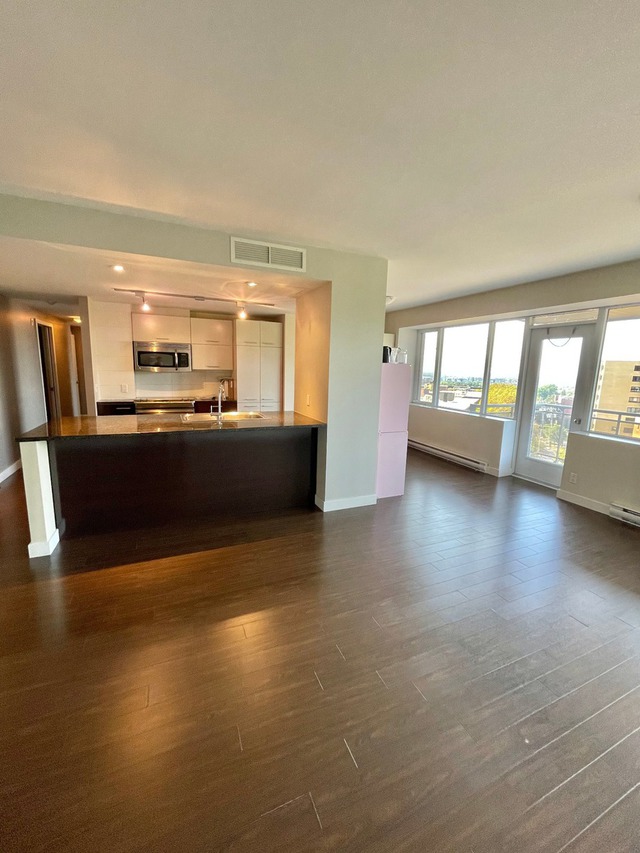 Appartement à vendre 5775 Boul. Décarie, app. 302 Montréal (Côtedes