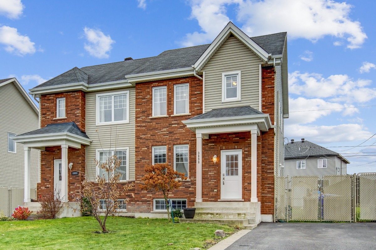 Maison à étages à vendre 3090 Boul. Ivanier Marieville