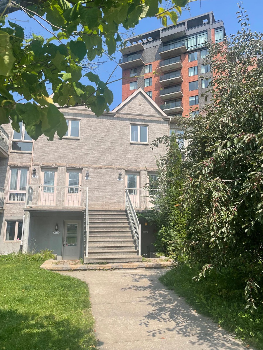 Appartement à louer 6864 Rue MarieGuyart Montréal (LaSalle)