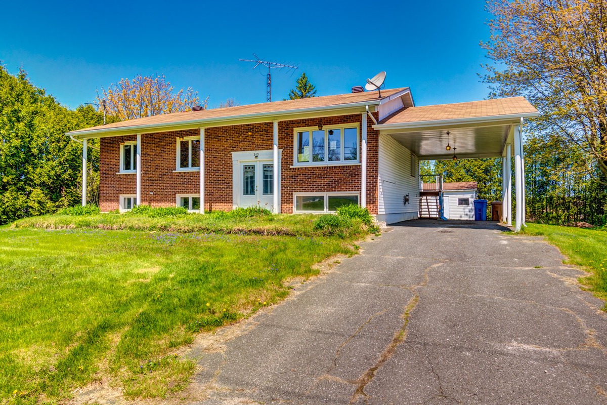 Maison de plainpied à vendre 243 Rue Principale SaintRobert
