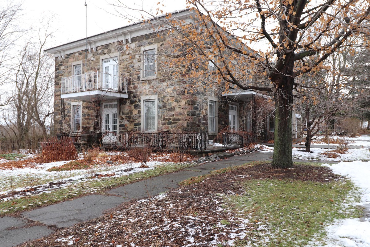 Maison à étages à vendre 1373 Rue Principale SaintValériendeMilton