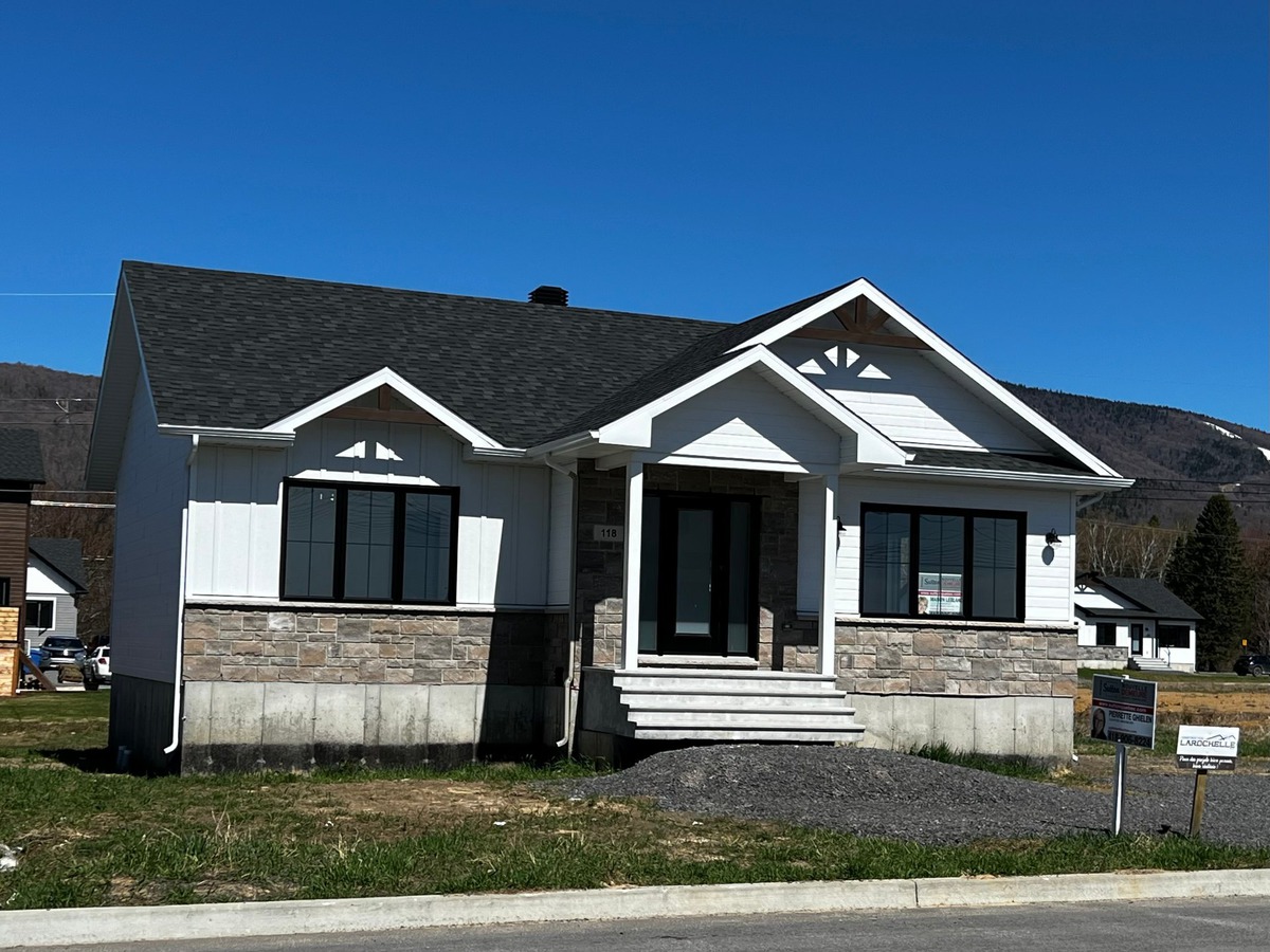 Maison de plainpied à vendre 110 Rue du GeaiBleu SaintApollinaire