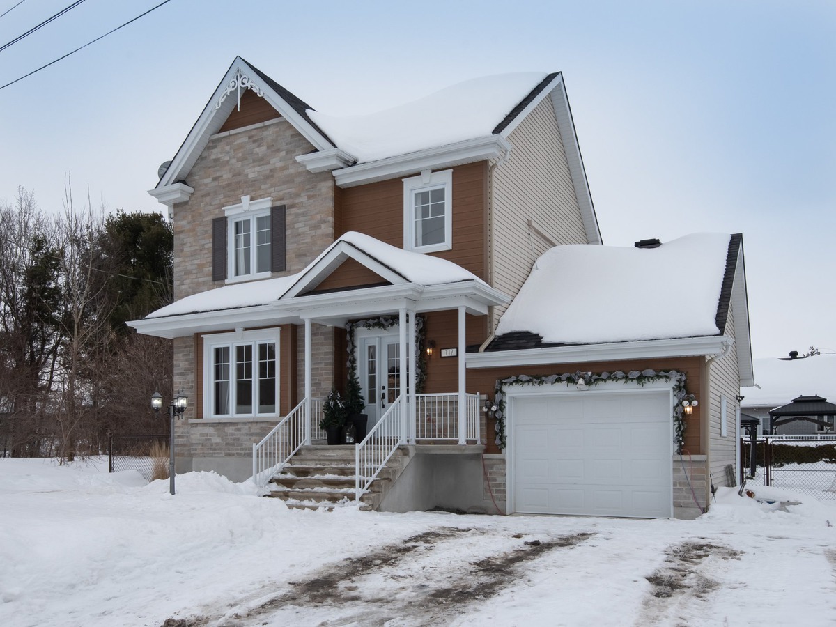 Maison à étages à vendre 117 Rue des Goélettes Lanoraie