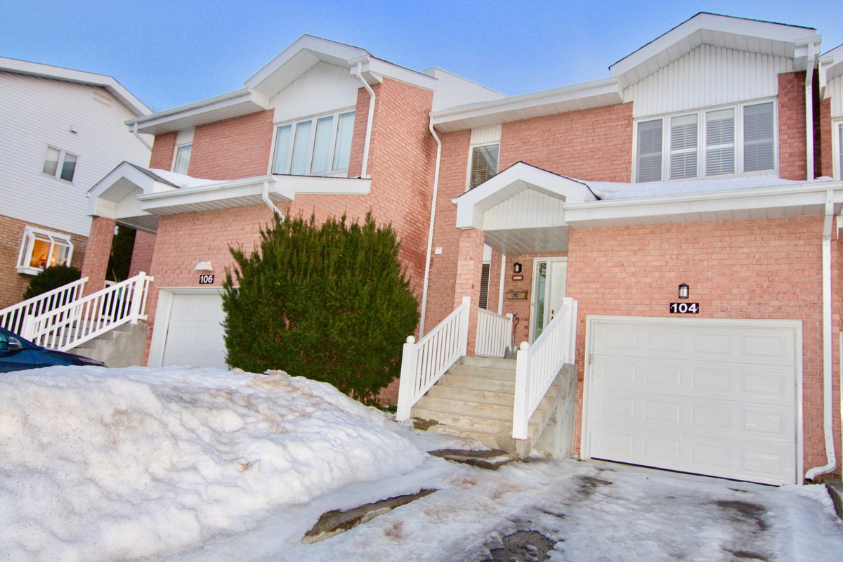 VENDU Maison à étages à vendre 104 Rue Monsadel Kirkland