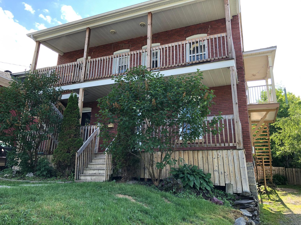 Triplex à vendre 859 863 Rue AdélardCollette Sherbrooke (Les Nations)